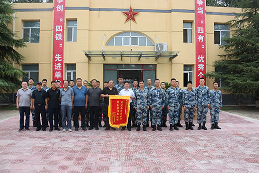 共建臨汾闊步行，軍民聯(lián)誼魚水情